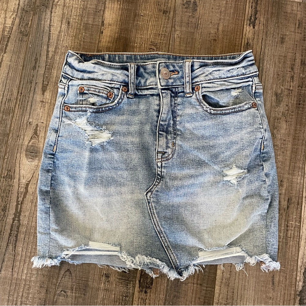American Eagle Distressed Jean Skirt Size 0